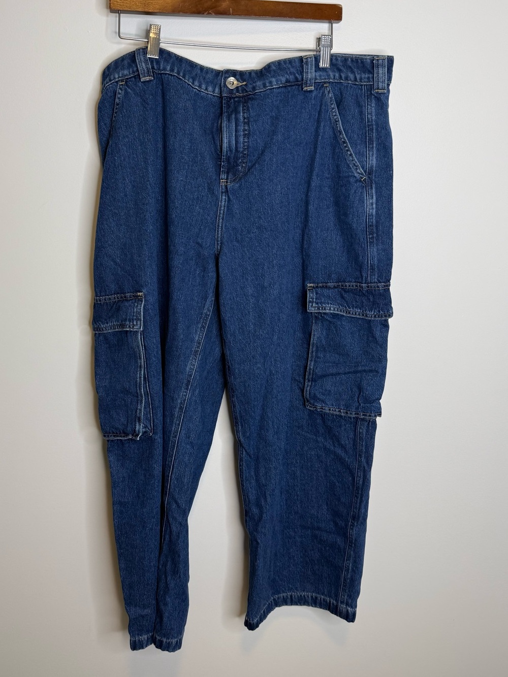 Everlane Dark Blue Relaxed Cargo Jeans size 33